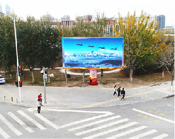 开远户外大屏广告投放要点。